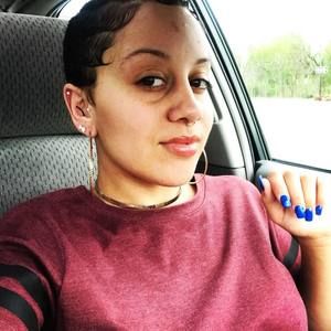 Meet your Posher, Taylor